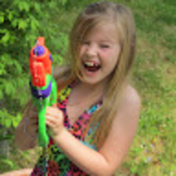 Meet your Posher, Amy - Picture 1 of 1